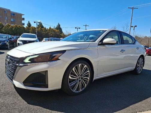 2023 Nissan Altima 2.5 SL