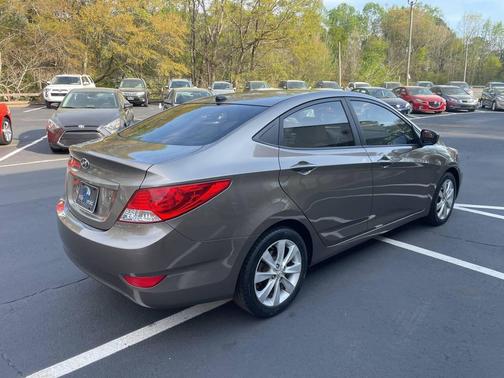 Beige 2013 Hyundai Accent SE