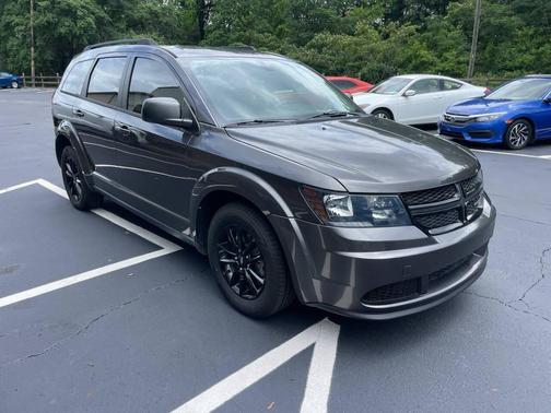 Gray 2020 Dodge Journey SE Value