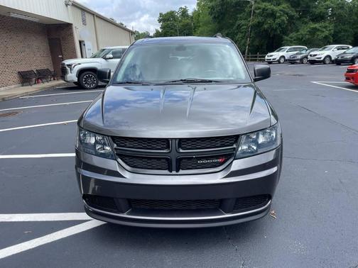 Gray 2020 Dodge Journey SE Value