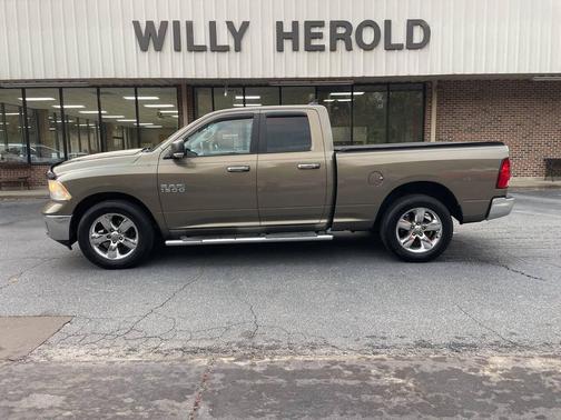 2014 RAM 1500 Big Horn 4x2 4dr Quad Cab 6.3 ft. SB Pickup