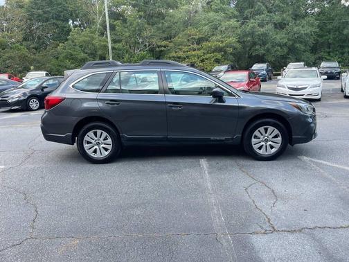2018 Subaru Outback 2.5i