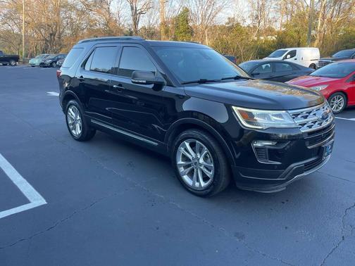 2019 Ford Explorer XLT 4dr SUV