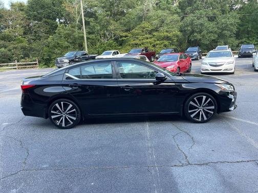 2020 Nissan Altima 2.5 SR 4dr Sedan