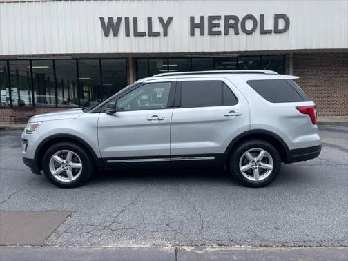 2019 Ford Explorer XLT 4dr SUV
