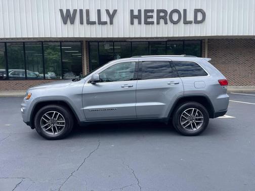 Gray 2020 Jeep Grand Cherokee Laredo