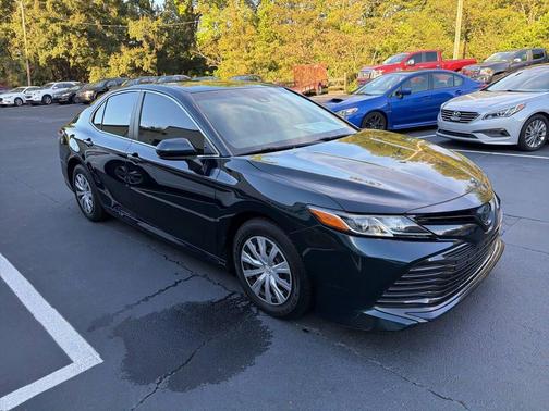 Blue 2019 Toyota Camry SE
