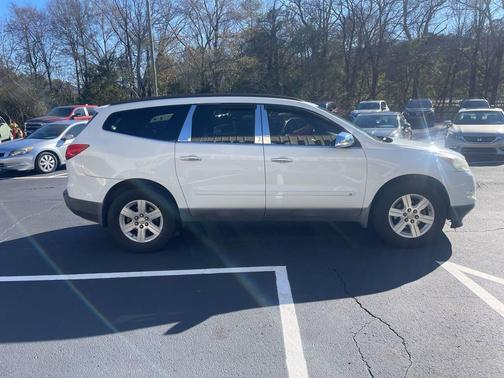 2010 Chevrolet Traverse LT
