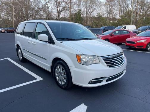 2014 Chrysler Town & Country Touring