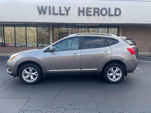 2011 Nissan Rogue SV