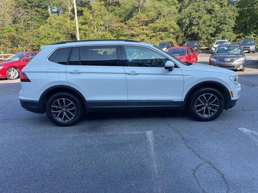 2020 Volkswagen Tiguan 2.0T SE