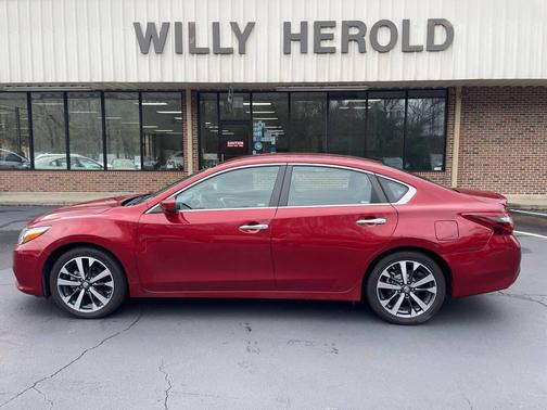 2017 Nissan Altima 2.5 SR