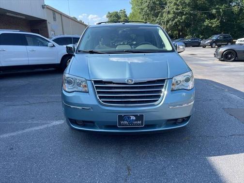 2008 Chrysler Town & Country Limited