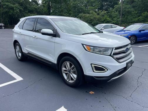 White 2017 Ford Edge SEL