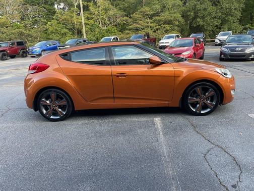 2016 Hyundai Veloster Base