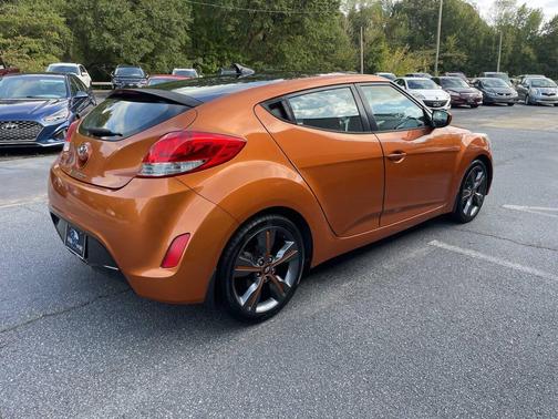 2016 Hyundai Veloster Base