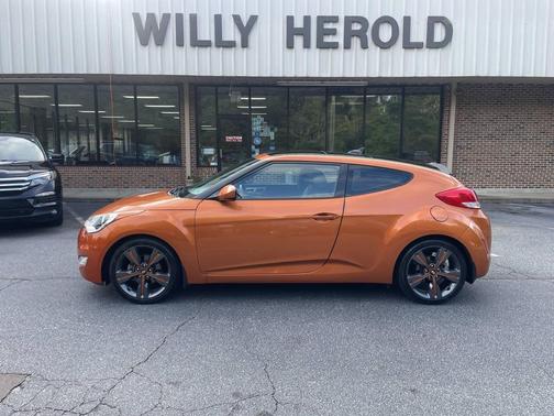 2016 Hyundai Veloster Base
