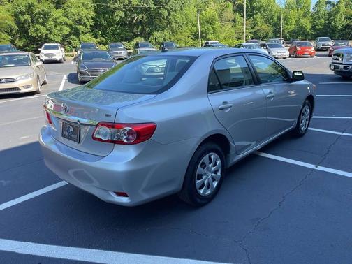 Silver 2011 Toyota Corolla LE