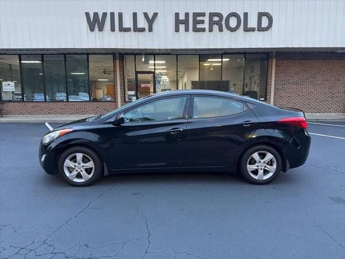 Black 2013 Hyundai ELANTRA GLS