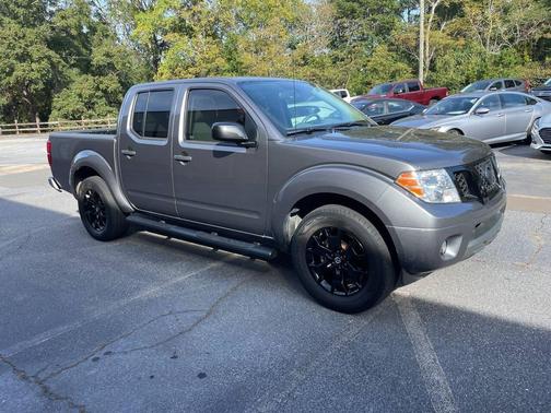 2021 Nissan Frontier SV