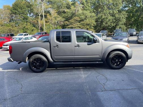 2021 Nissan Frontier SV