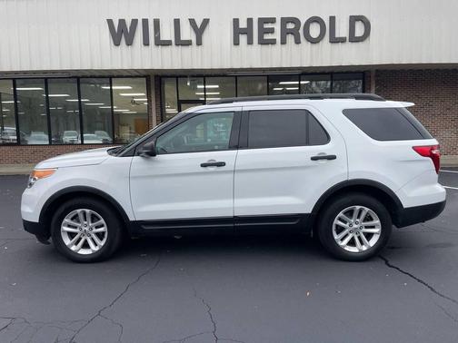 2015 Ford Explorer Base