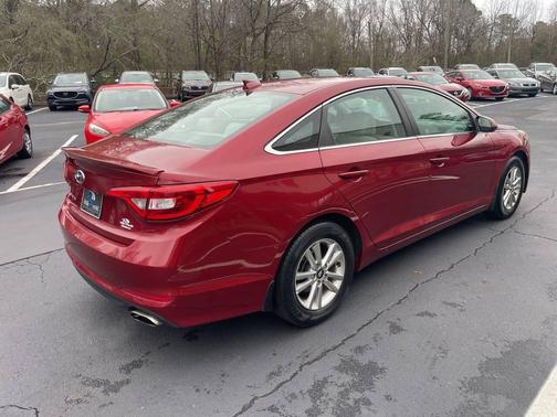 2016 Hyundai SONATA SE