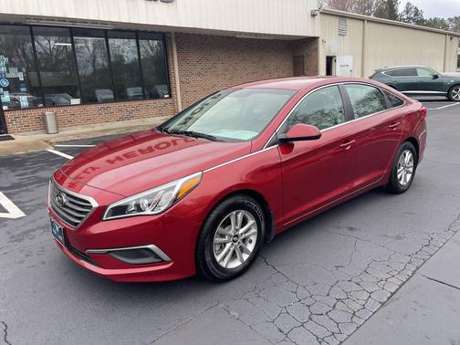 2016 Hyundai SONATA SE