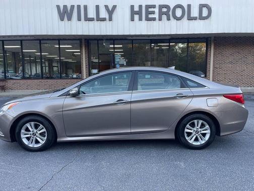 Tan 2014 Hyundai SONATA GLS