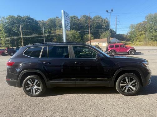 2022 Volkswagen Atlas 2.0T SE