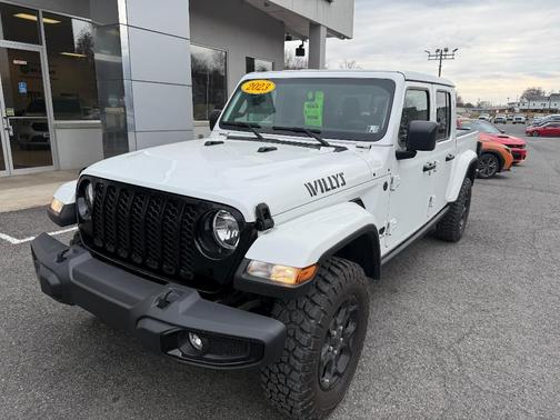 2023 Jeep Gladiator Sport