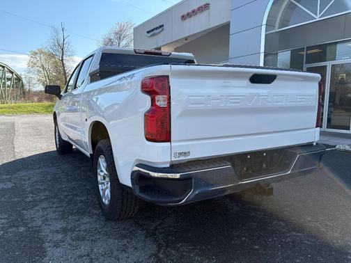 Summit White 2019 Chevrolet Silverado 1500 LT