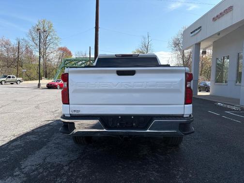 Summit White 2019 Chevrolet Silverado 1500 LT