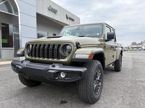 41 2026 Jeep Gladiator Sport