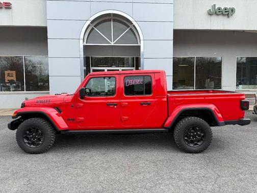2023 Jeep Gladiator Sport