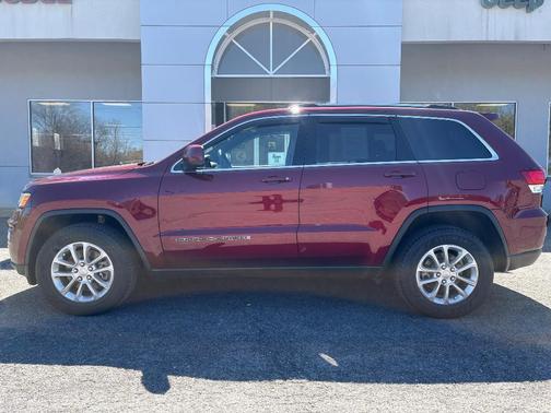 2021 Jeep Grand Cherokee Laredo