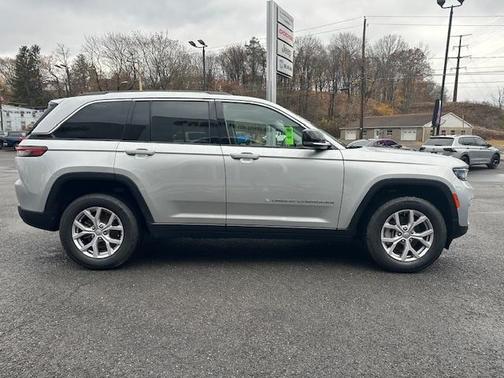 2022 Jeep Grand Cherokee Limited