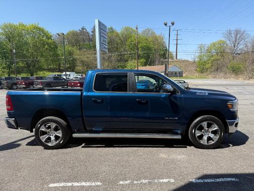 Patriot Blue Pearlcoat 2023 RAM 1500 Laramie