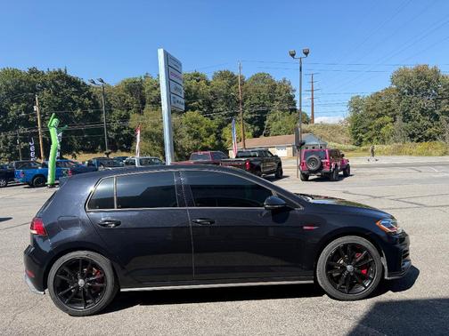 2019 Volkswagen Golf GTI 2.0T SE