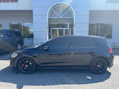 2019 Volkswagen Golf GTI 2.0T SE