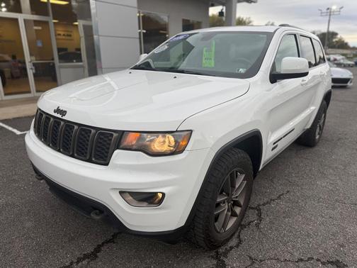 2016 Jeep Grand Cherokee Laredo