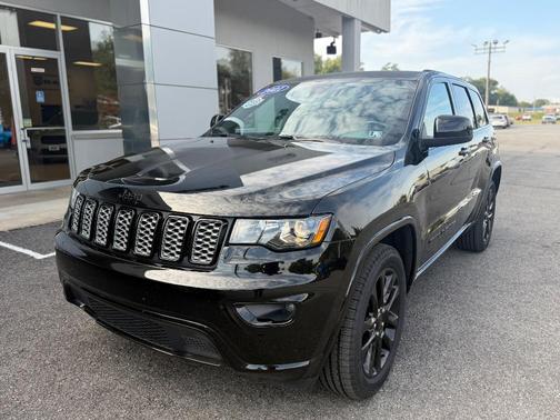 2021 Jeep Grand Cherokee Laredo
