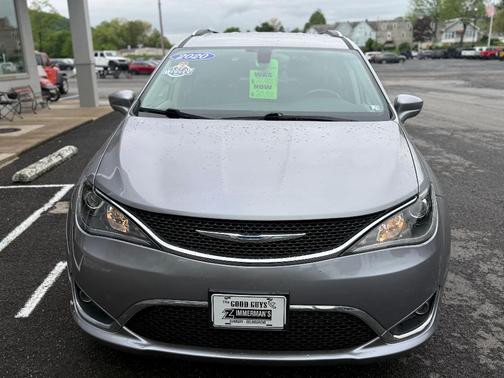 2018 Chrysler Pacifica Touring-L