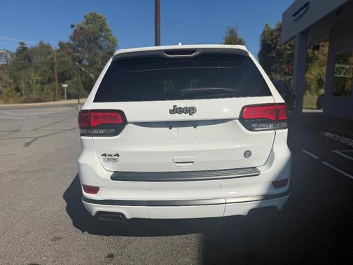 2021 Jeep Grand Cherokee Overland