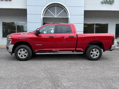Molten Red Pearlcoat 2026 RAM 2500 Big Horn