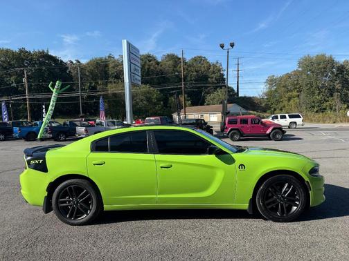 2019 Dodge Charger SXT