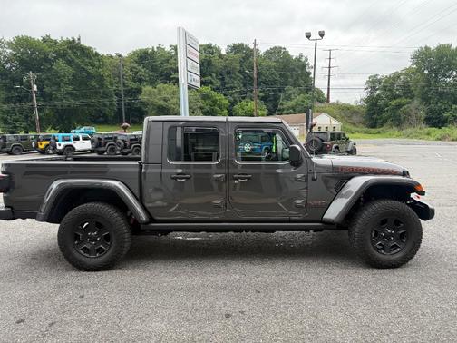 2021 Jeep Gladiator Mojave