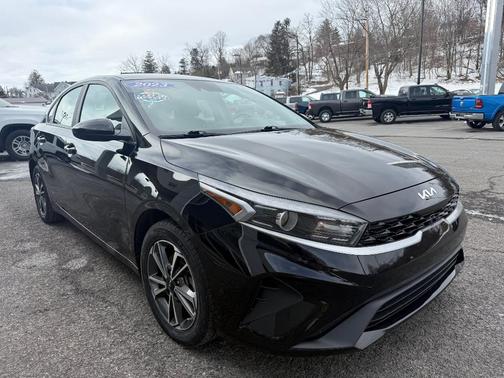 2023 Kia Forte LXS