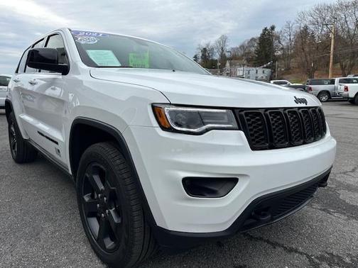 2021 Jeep Grand Cherokee Laredo