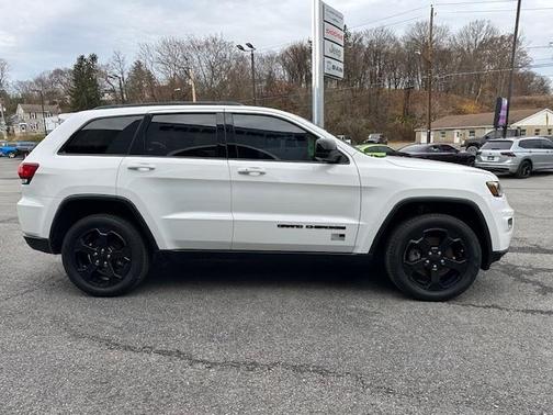 2021 Jeep Grand Cherokee Laredo